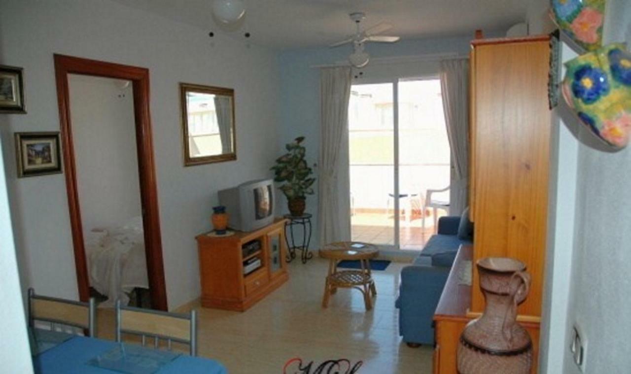 One-Bedroom Flat 200M From The Beach Almería Buitenkant foto