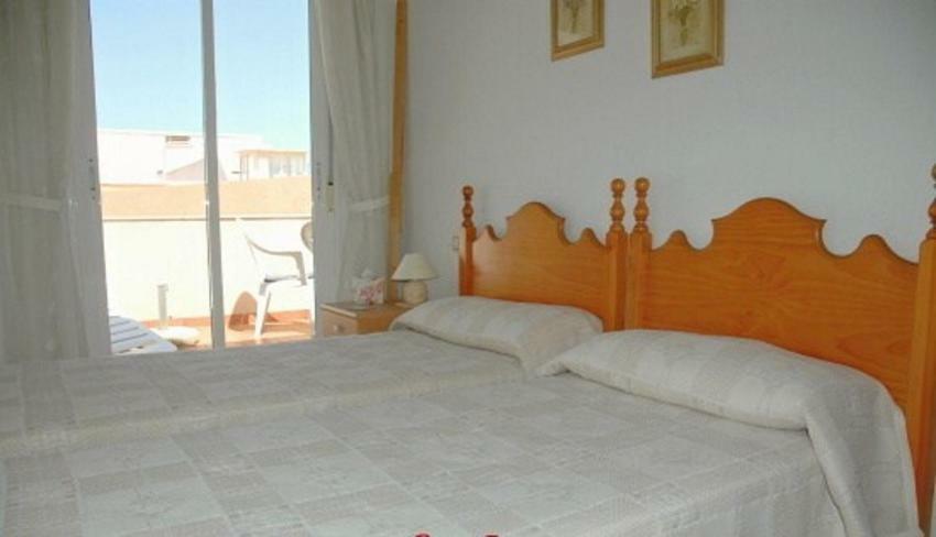 One-Bedroom Flat 200M From The Beach Almería Buitenkant foto